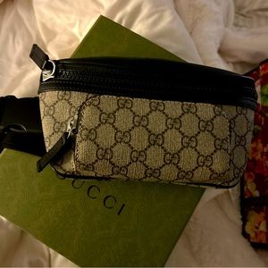 Gucci- belt bag/cross body